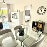Mi Capricho Beachfront 501 - With Sea Views Costa Del Sol Lejlighed